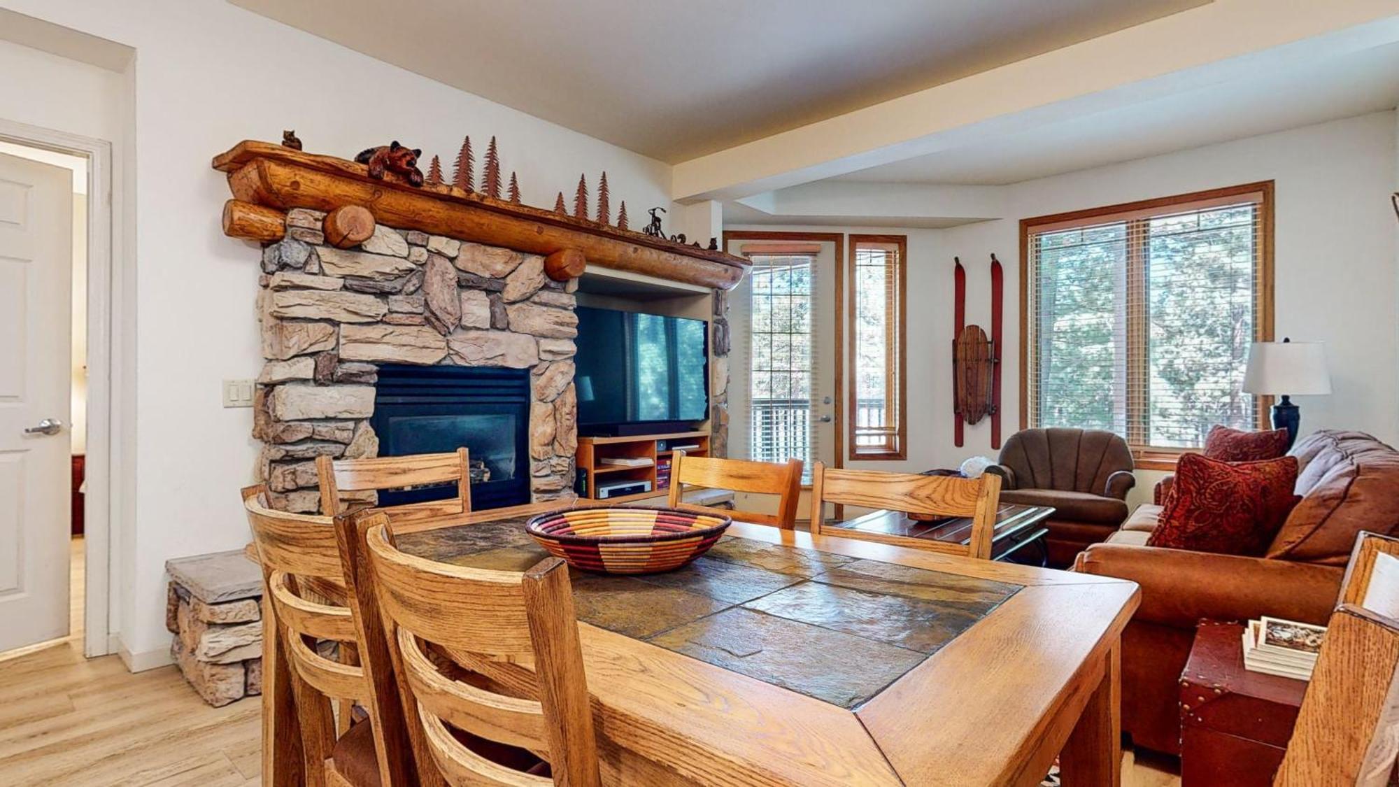 Mammoth Green 118 Located On Sierra Star Golf Course, Private Patio, Summer Pool Condo Mammoth Lakes Luaran gambar